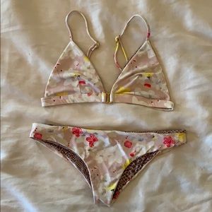 Acacia set (makai bottoms, Lawai top)